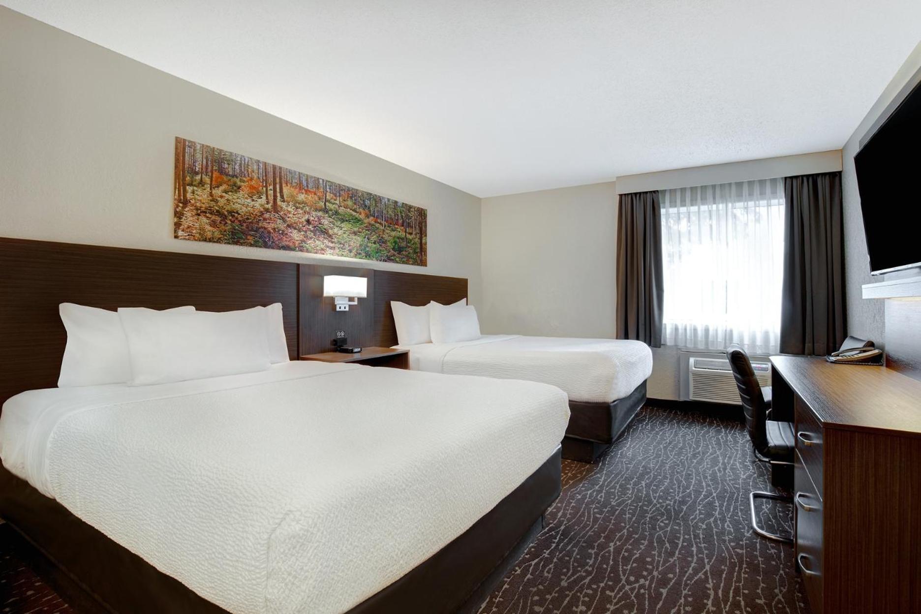 Days Inn & Conference Centre By Wyndham פרינס אלברט מראה חיצוני תמונה